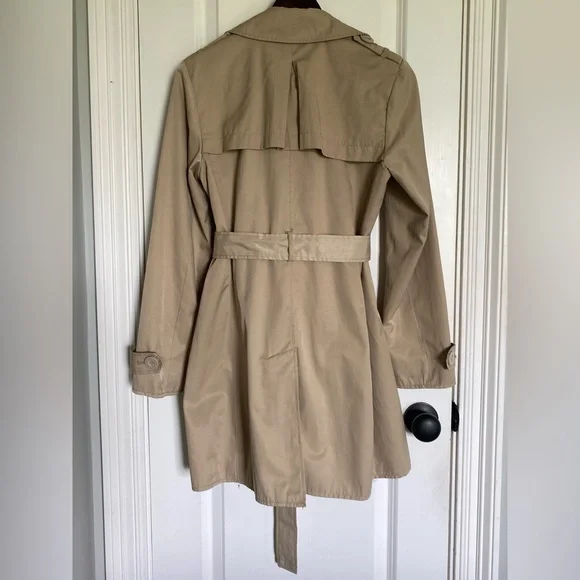 Kenneth Cole trench coat, khaki, small - Picture 2 of 10
